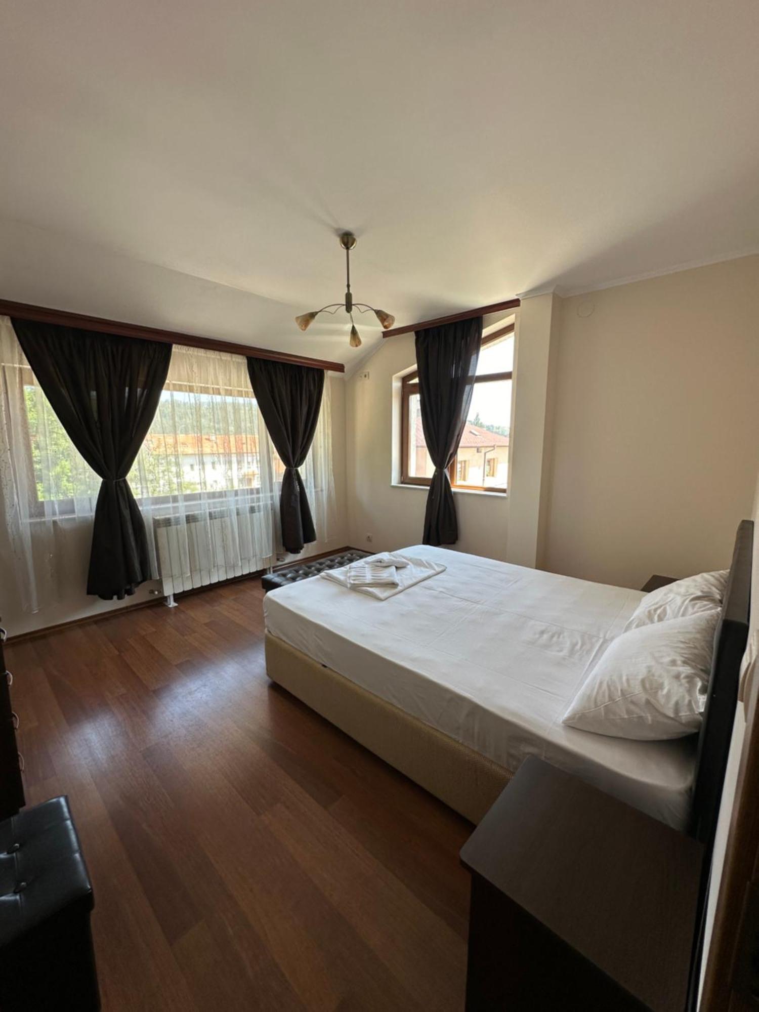 Valevitsata Guesthouse Razlog Esterno foto