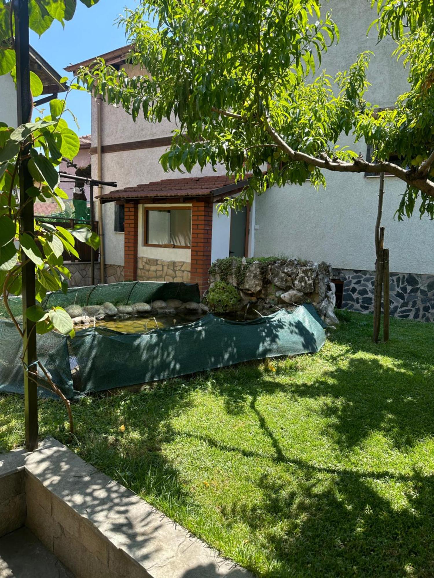 Valevitsata Guesthouse Razlog Esterno foto