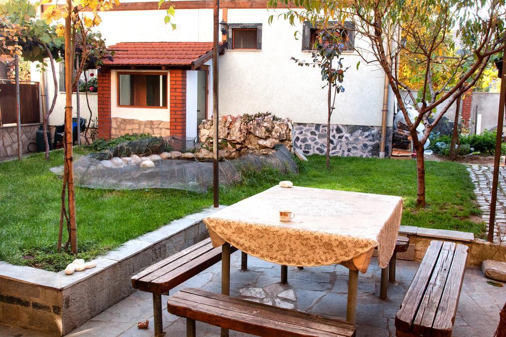 Valevitsata Guesthouse Razlog Esterno foto